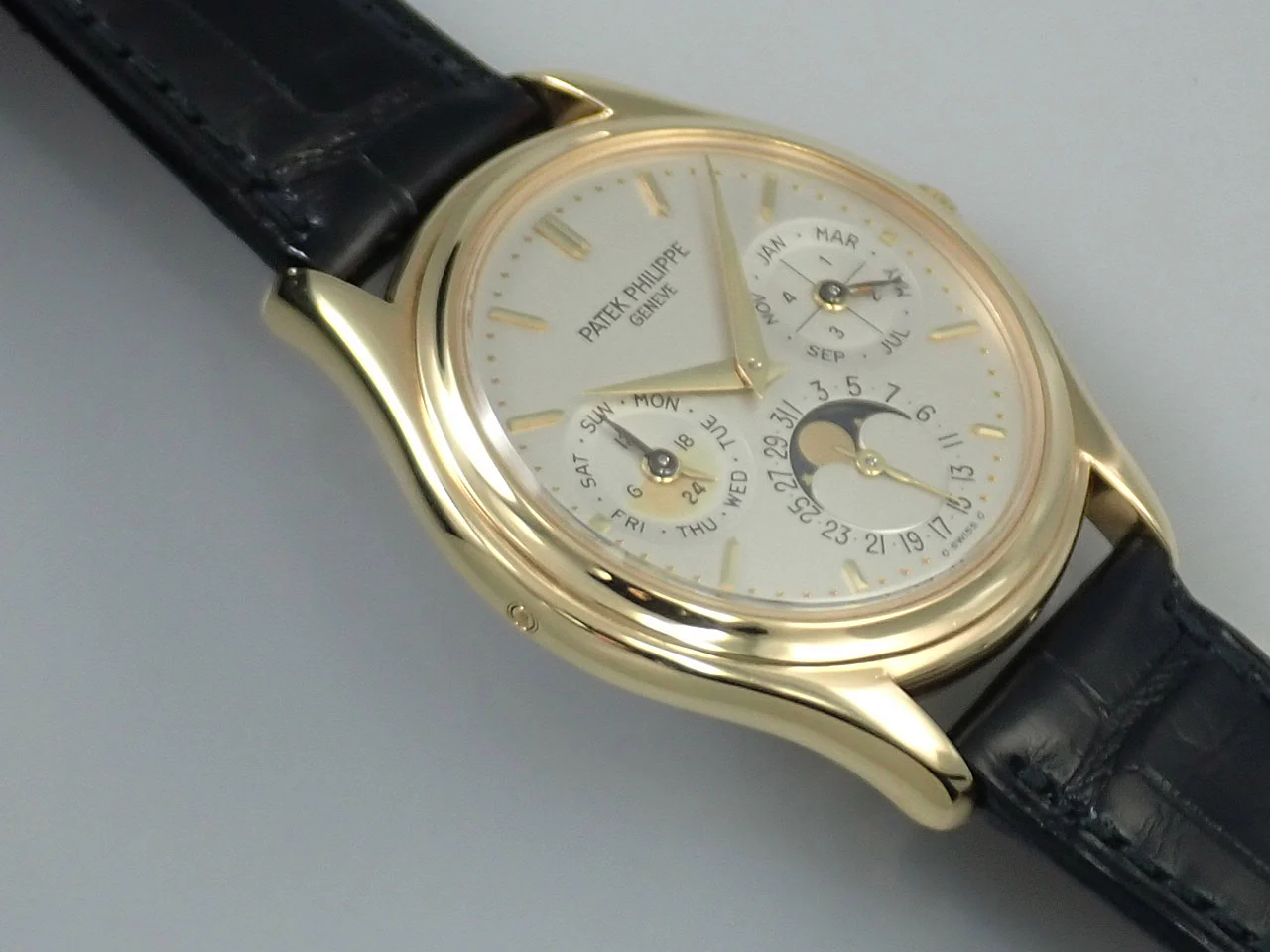 パテックフィリップ パーペチュアルカレンダー Ref.3940J-014 イエローゴールド シルバー文字盤 - Image 5