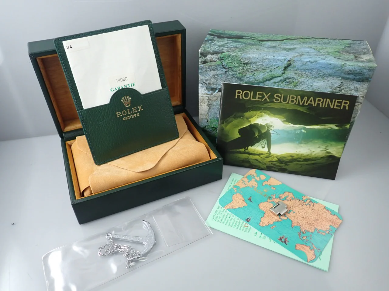 ロレックス サブマリーナー ノンデイト Ref.14060 ステンレススチール ブラック文字盤 - Image 10