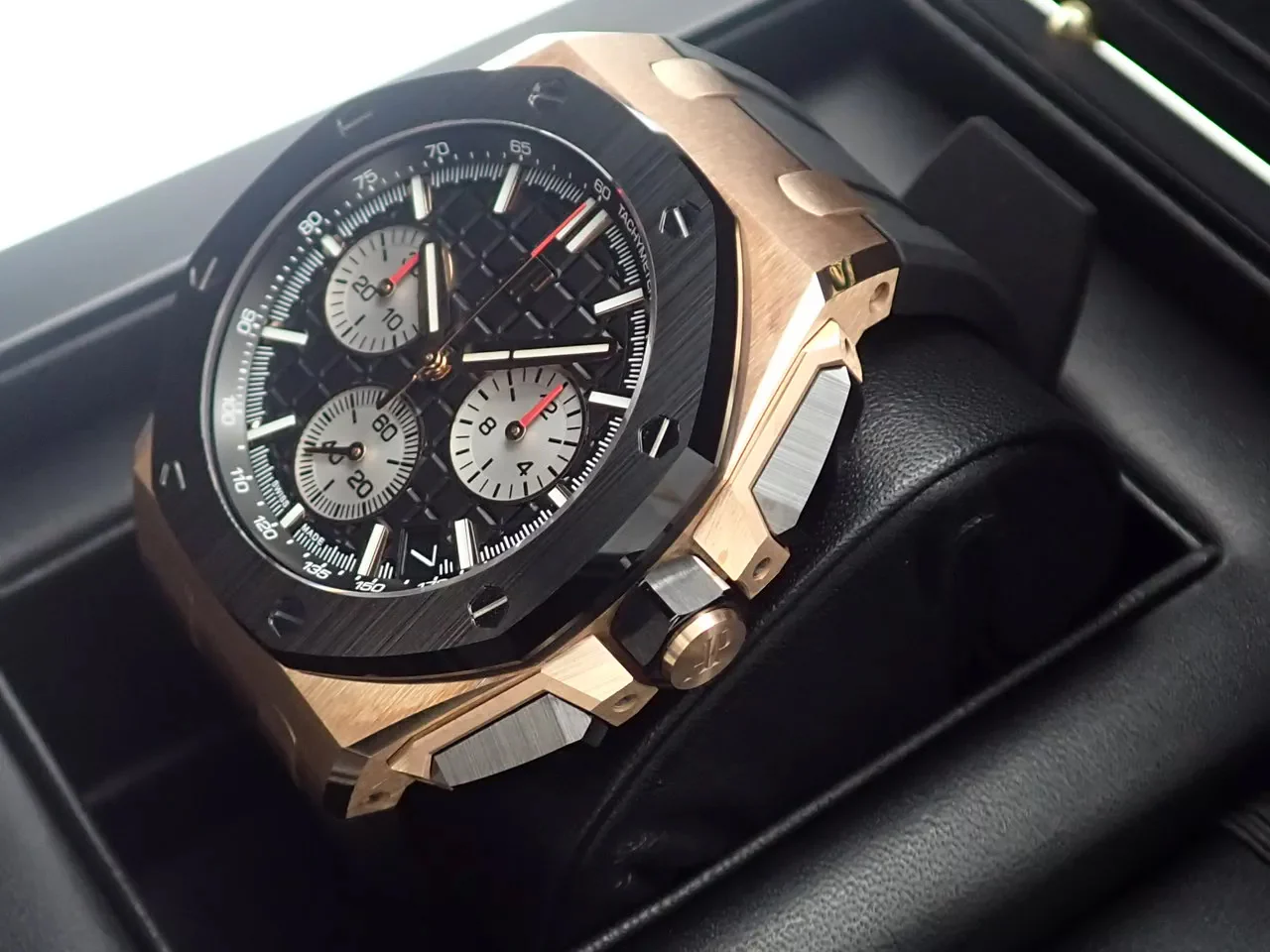 オーデマピゲ ロイヤルオーク オフショア クロノグラフ Ref.26420RO.OO.A002CA.01 ピンクゴールド ブラック文字盤 - Image 5