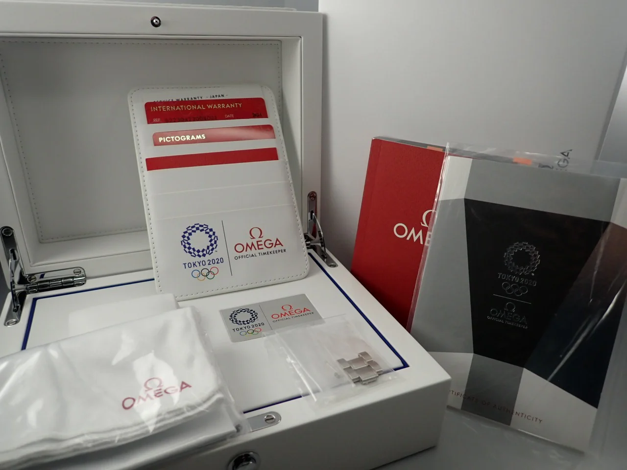 オメガ スピードマスター 記念モデル クロノグラフ 42MM Ref.522.30.42.30.04.001 シルバー文字盤 美品 155P3XCT - Image 10