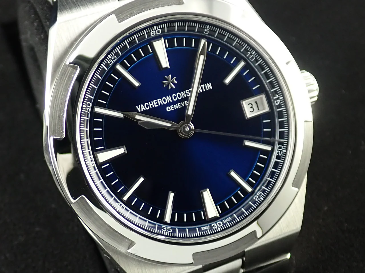 ヴァシュロンコンスタンタン オーヴァーシーズ Ref.4500V/110A-B128 ブルー文字盤 新品 17S71562 - Image 3