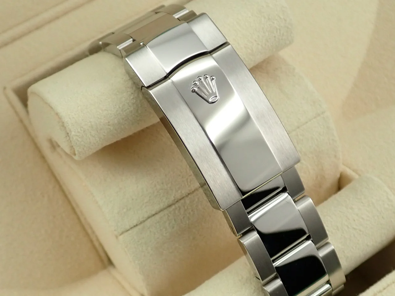 ロレックス デイトジャスト36 Ref.126234 ステンレススチール/ホワイトゴールド シルバー文字盤 オイスターブレスレット 未使用 17UHKVSL - Image 6