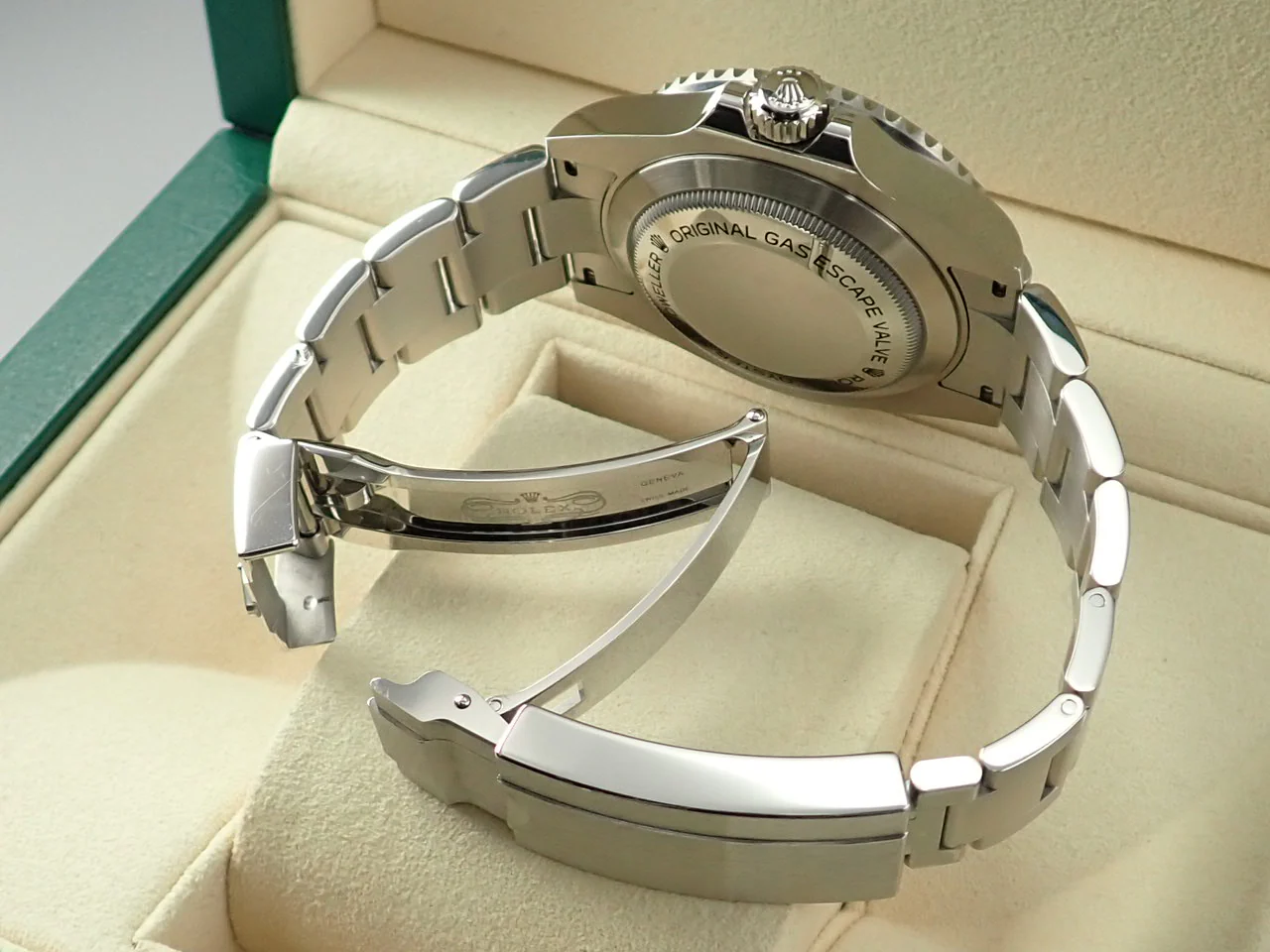 ロレックス シードゥエラー 4000 Ref.116600 ステンレススチール ブラック文字盤 - Image 8