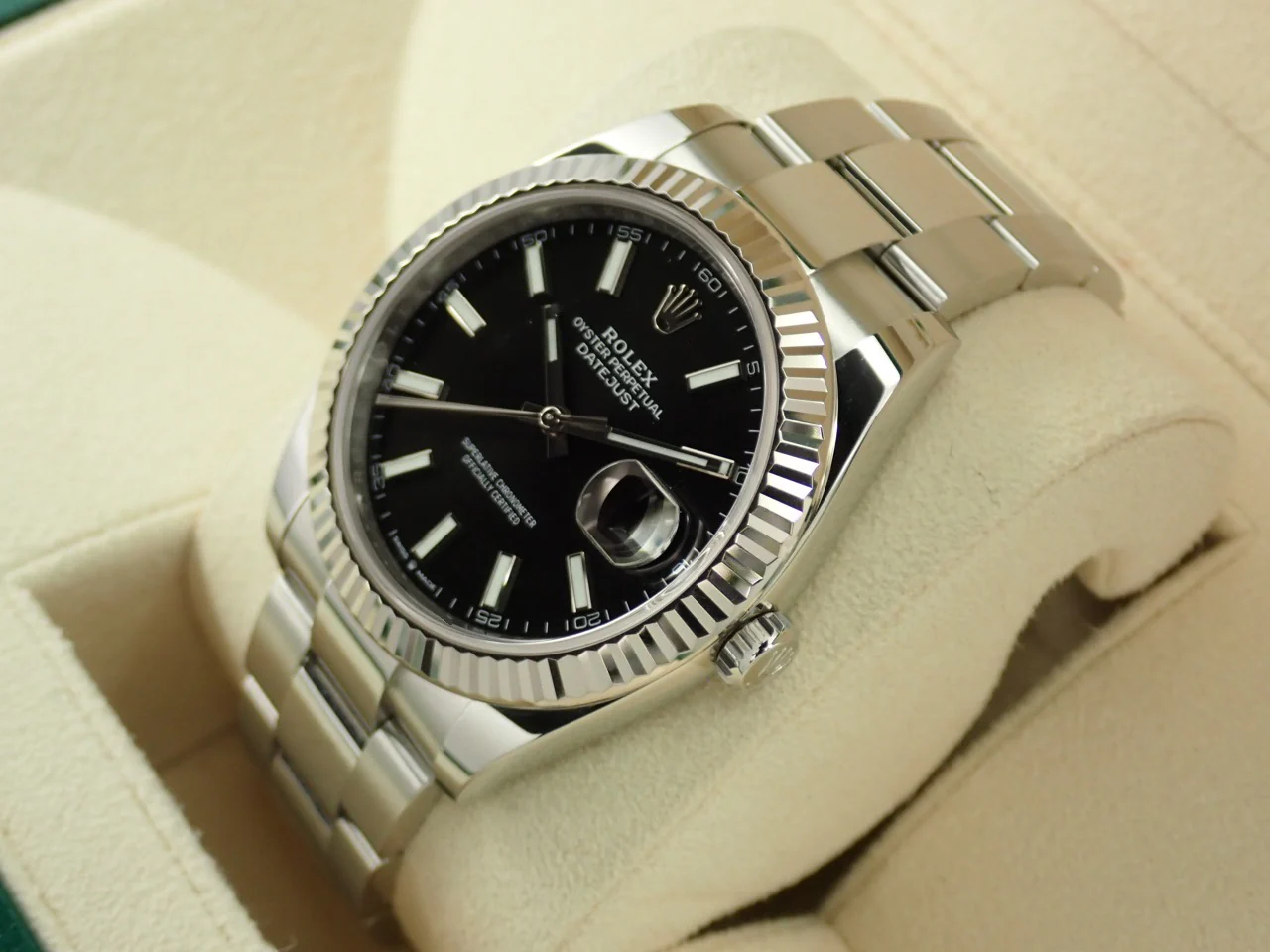 ロレックス デイトジャスト41 Ref.126334 ステンレススチール/ホワイトゴールド ブラック文字盤 オイスターブレスレット - Image 4