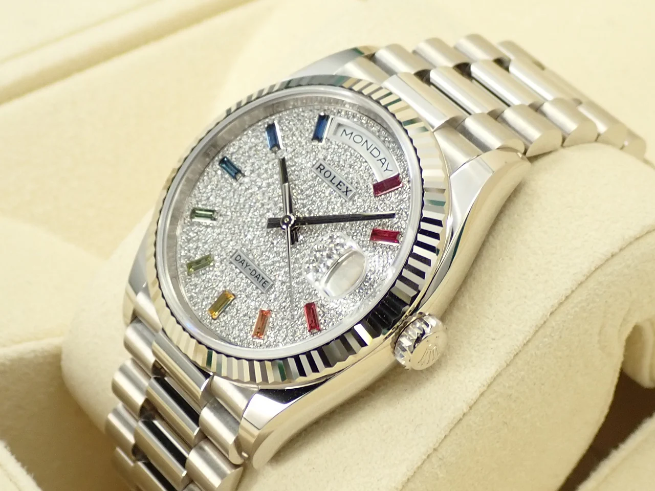 ロレックス デイデイト36 Ref.128239 ホワイトゴールド パヴェダイヤモンド文字盤 - Image 4