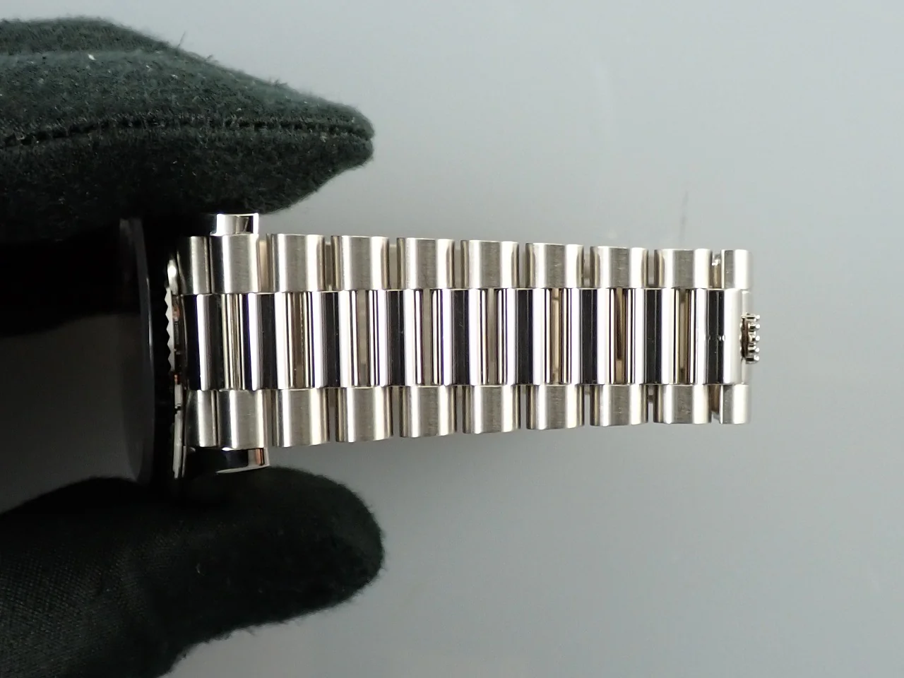 ロレックス デイデイト36 Ref.128239 ホワイトゴールド パヴェダイヤモンド文字盤 - Image 9