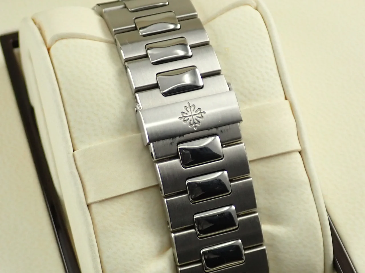 パテックフィリップ ノーチラス Ref.5711/1A-001 ステンレススチール ブルー文字盤 - Image 7