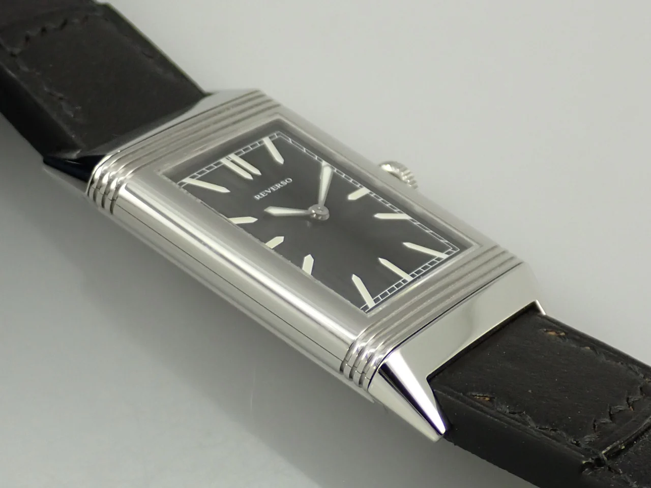 ジャガールクルト グランドレベルソ ウルトラシン Ref.Q2788570 ブラック文字盤 中古 22L0725A - Image 5