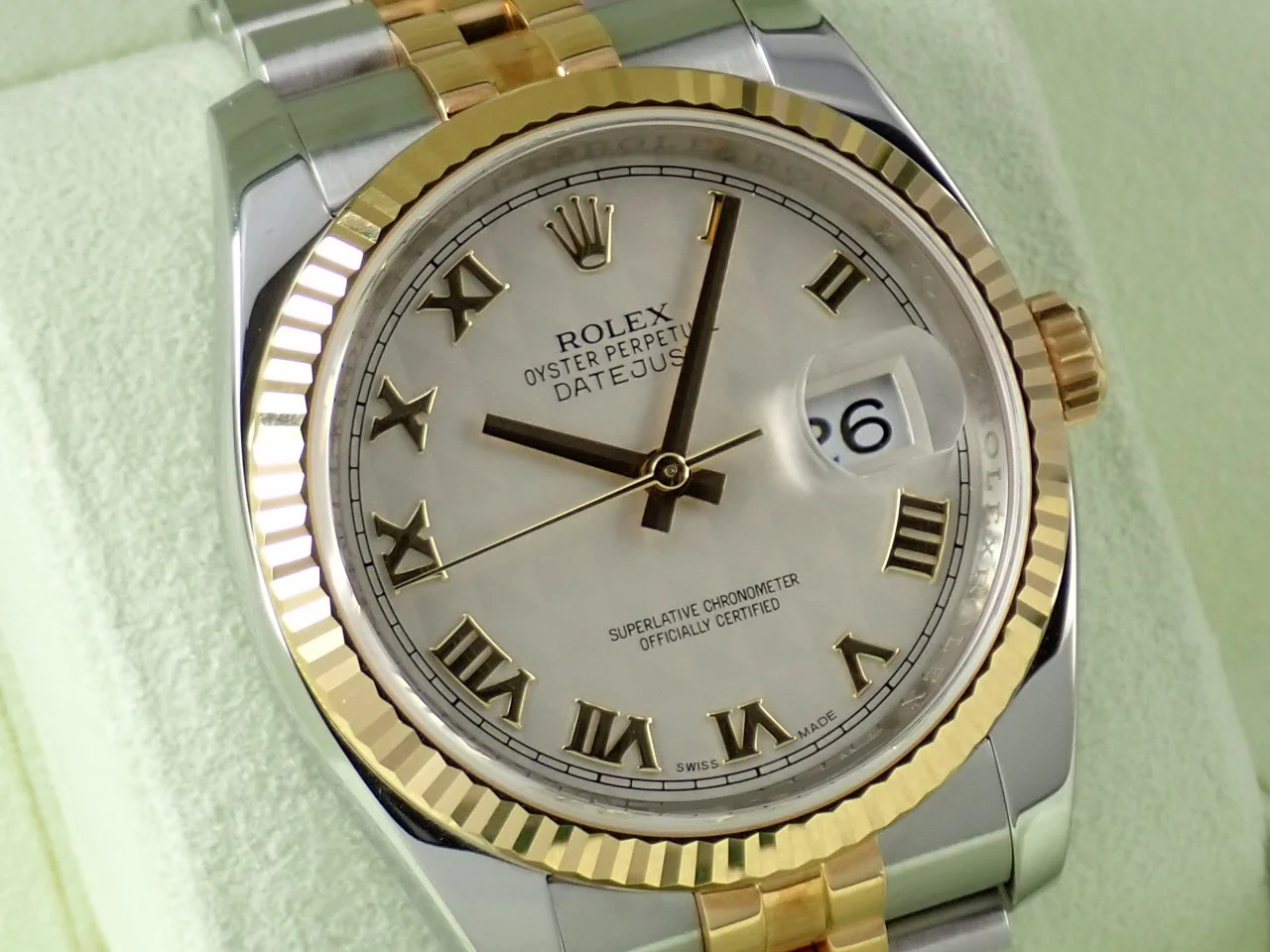 ロレックス デイトジャスト36 Ref.116233 ステンレススチール/イエローゴールド アイボリーピラミッド文字盤 ジュビリーブレスレット - Image 3