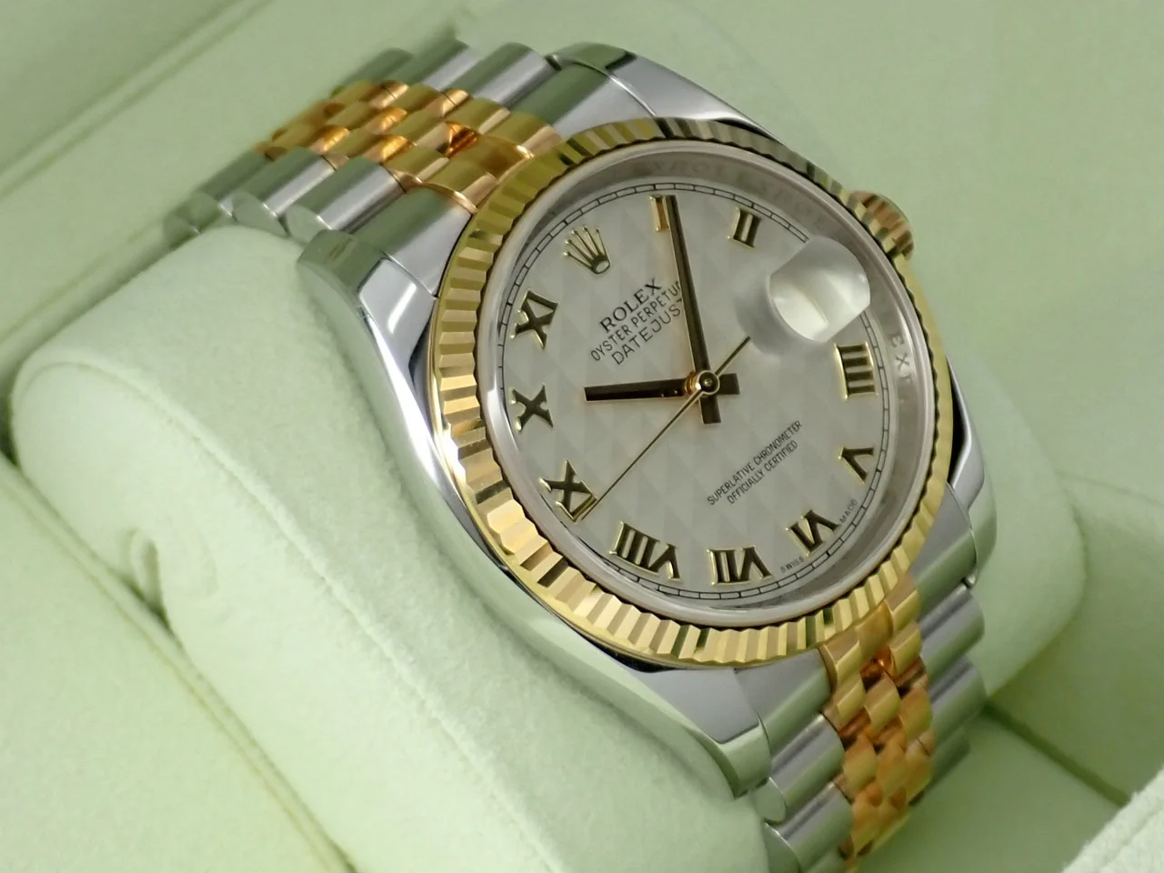 ロレックス デイトジャスト36 Ref.116233 ステンレススチール/イエローゴールド アイボリーピラミッド文字盤 ジュビリーブレスレット - Image 5