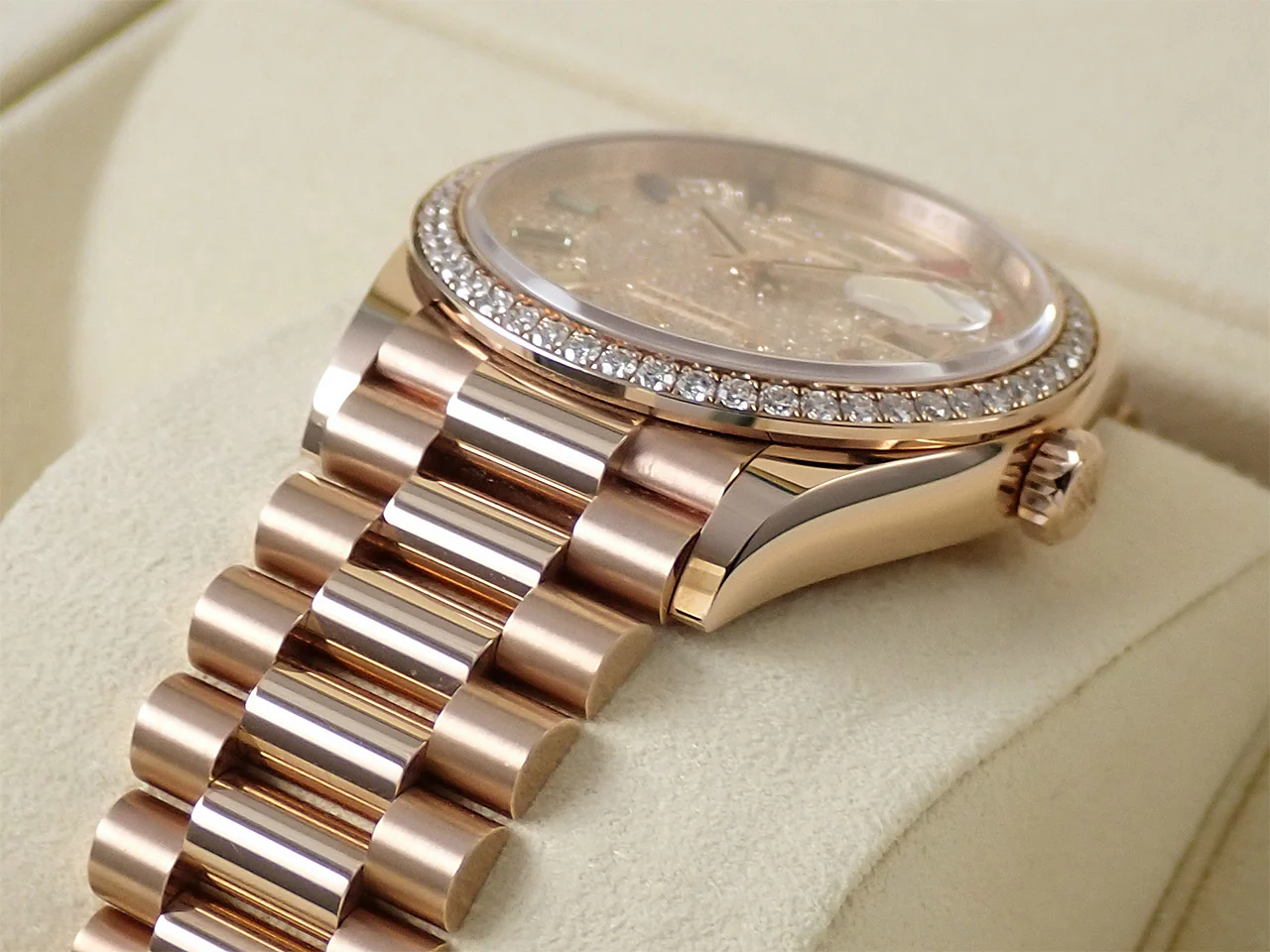 ロレックス デイデイト36 Ref.128345RBR エバーローズゴールド パヴェダイヤモンド文字盤 - Image 6