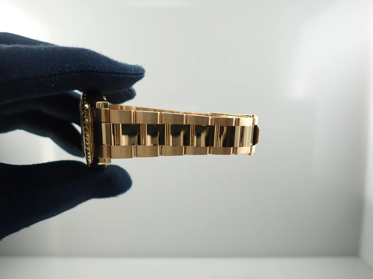 ロレックス ヨットマスター40 Ref.16628 イエローゴールド ブルー文字盤 - Image 9