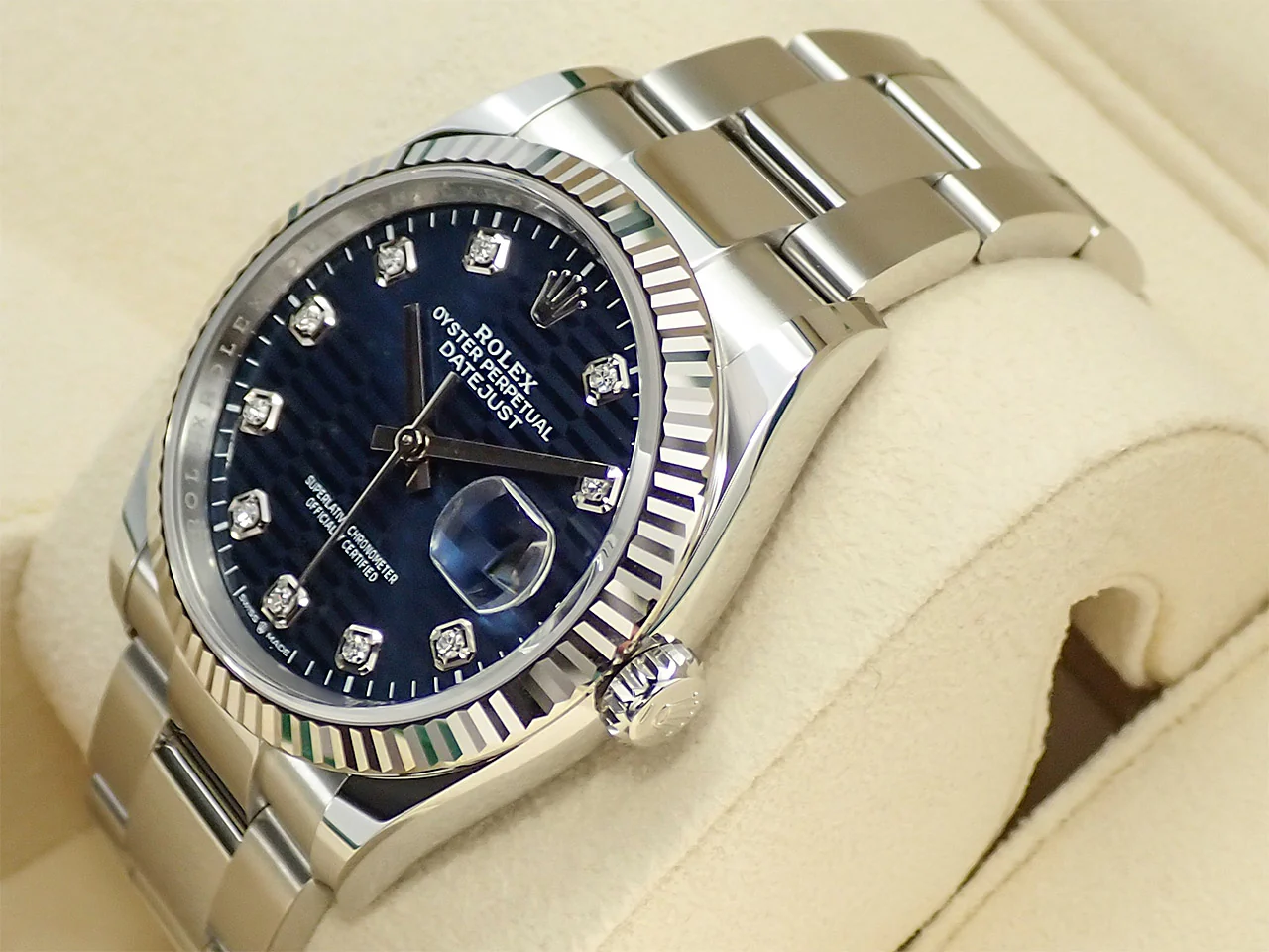 ロレックス デイトジャスト36 Ref.126234G ステンレススチール/ホワイトゴールド ブライトブルー フルーテッドモチーフx10Pダイヤ文字盤 オイスターブレスレット 未使用 377T6X7K - Image 4