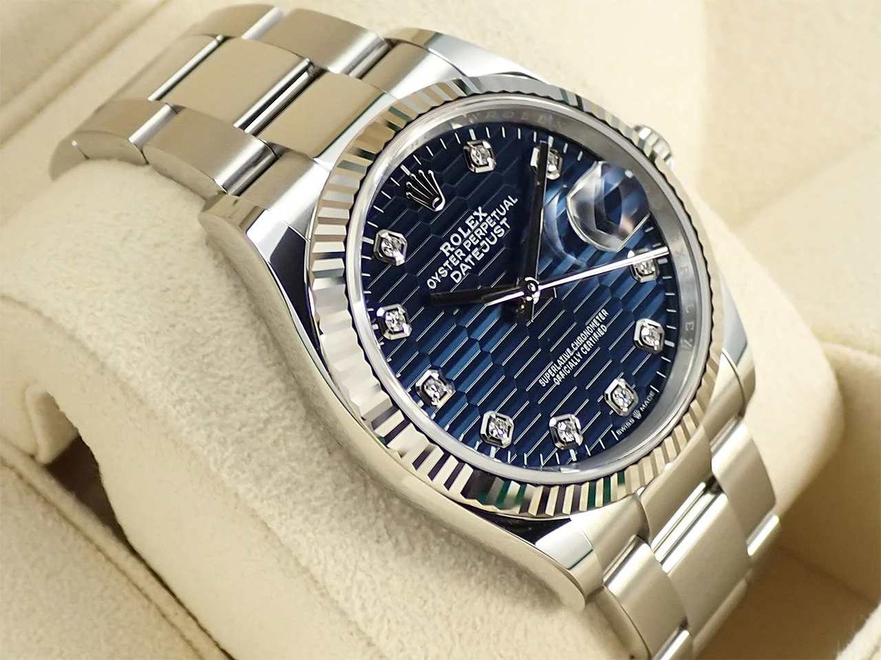 ロレックス デイトジャスト36 Ref.126234G ステンレススチール/ホワイトゴールド ブライトブルー フルーテッドモチーフx10Pダイヤ文字盤 オイスターブレスレット 未使用 377T6X7K - Image 5