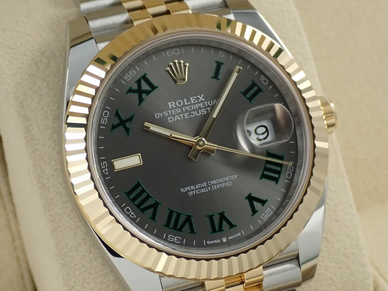 ロレックス デイトジャスト41 Ref.126333 ステンレススチール/イエローゴールド スレートローマン文字盤 ジュビリーブレスレット 未使用 3FAPU089 - Image 3
