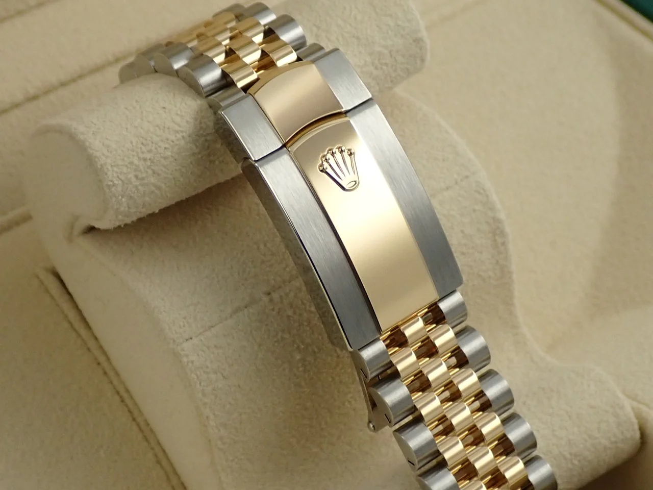 ロレックス デイトジャスト41 Ref.126333 ステンレススチール/イエローゴールド スレートローマン文字盤 ジュビリーブレスレット 未使用 3FAPU089 - Image 6