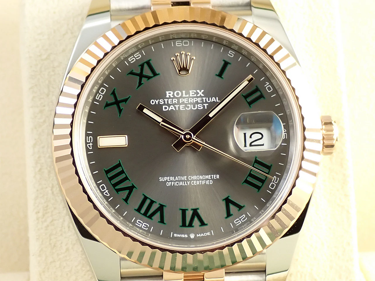 ロレックス デイトジャスト41 Ref.126331 ステンレススチール/エバーローズゴールド スレートローマン文字盤 ジュビリーブレスレット 未使用 3P74CWAV - Image 3