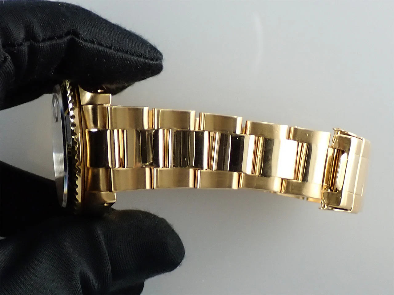 ロレックス サブマリーナー デイト Ref.16808 イエローゴールド ブラック文字盤 - Image 9