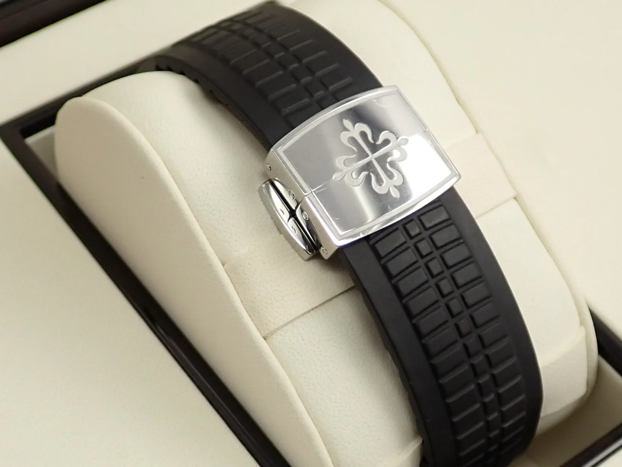 パテックフィリップ アクアノート エクストララージ Ref.5167/1A-001 ステンレススチール ブラック文字盤 - Image 7