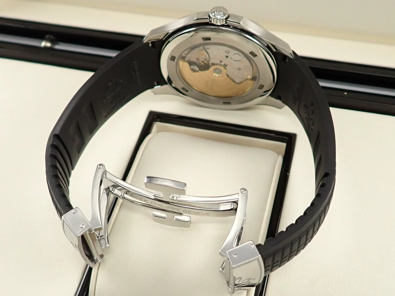 パテックフィリップ アクアノート エクストララージ Ref.5167/1A-001 ステンレススチール ブラック文字盤 - Image 8