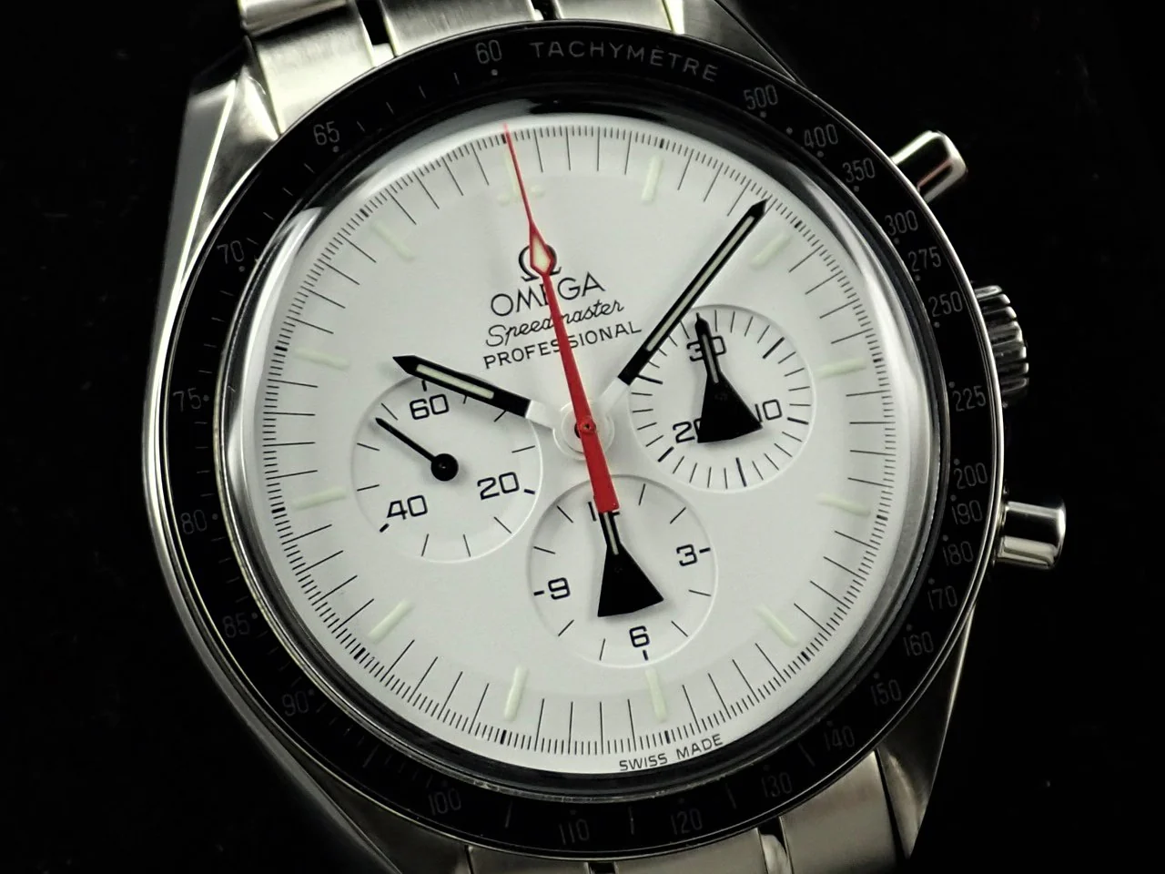 オメガ スピードマスター アラスカプロジェクト Ref.311.32.42.30.04.001 ホワイト文字盤 美品 4J16X341 - Image 3