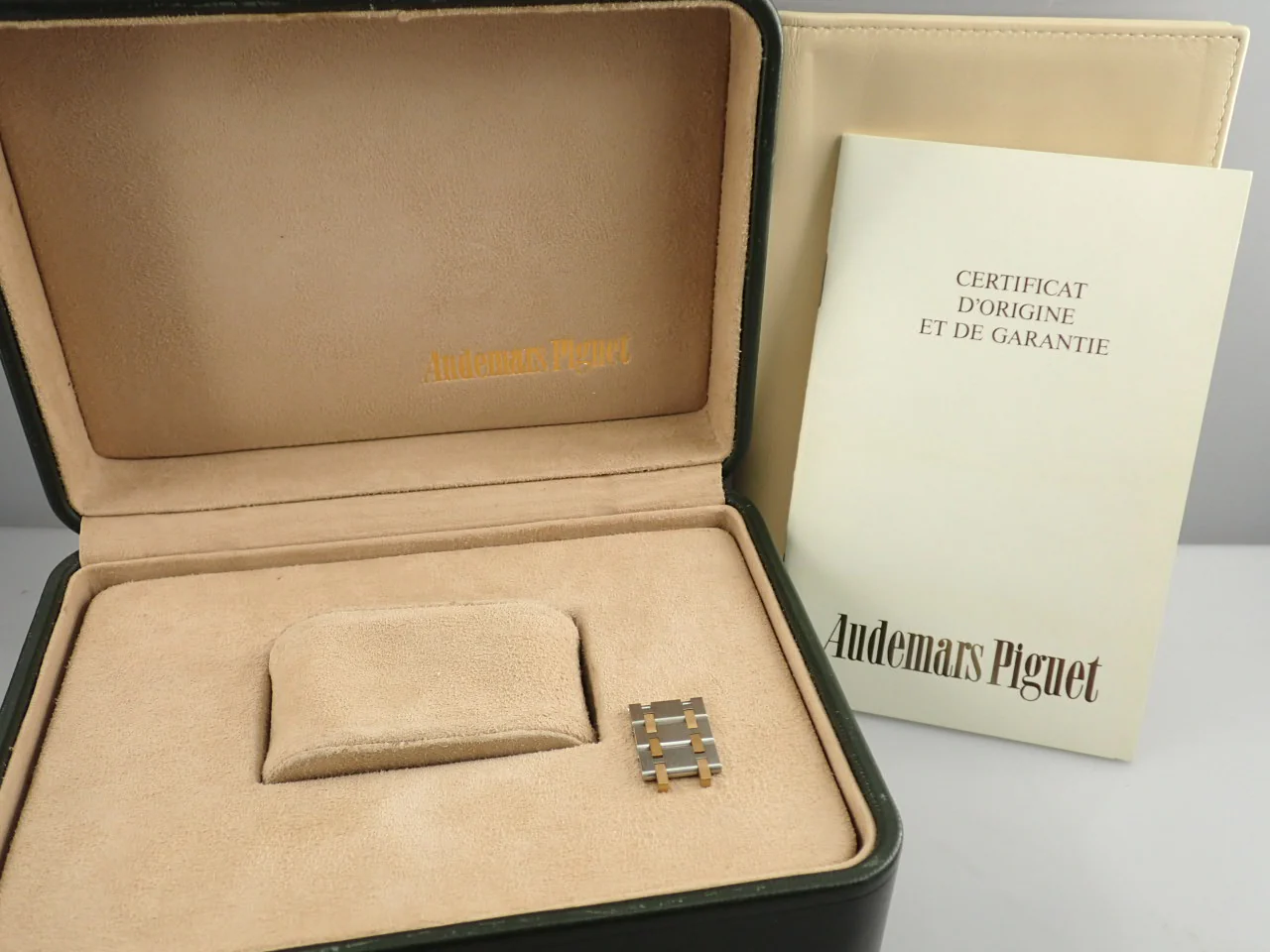 オーデマピゲ ロイヤルオーク デイデイト ムーンフェイズ Ref.5594.477 ステンレススチール/イエローゴールド グレー文字盤 - Image 10