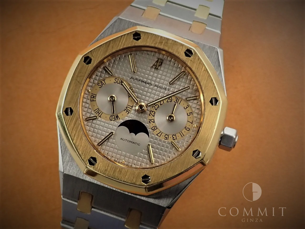 オーデマピゲ ロイヤルオーク デイデイト ムーンフェイズ Ref.5594.477 ステンレススチール/イエローゴールド グレー文字盤 - Image 11