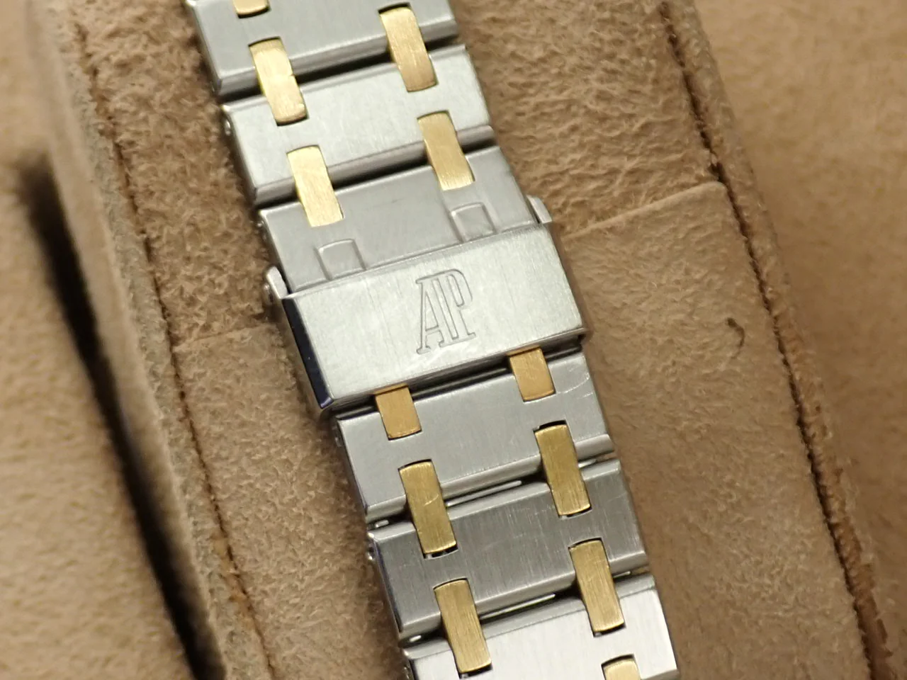 オーデマピゲ ロイヤルオーク デイデイト ムーンフェイズ Ref.5594.477 ステンレススチール/イエローゴールド グレー文字盤 - Image 8