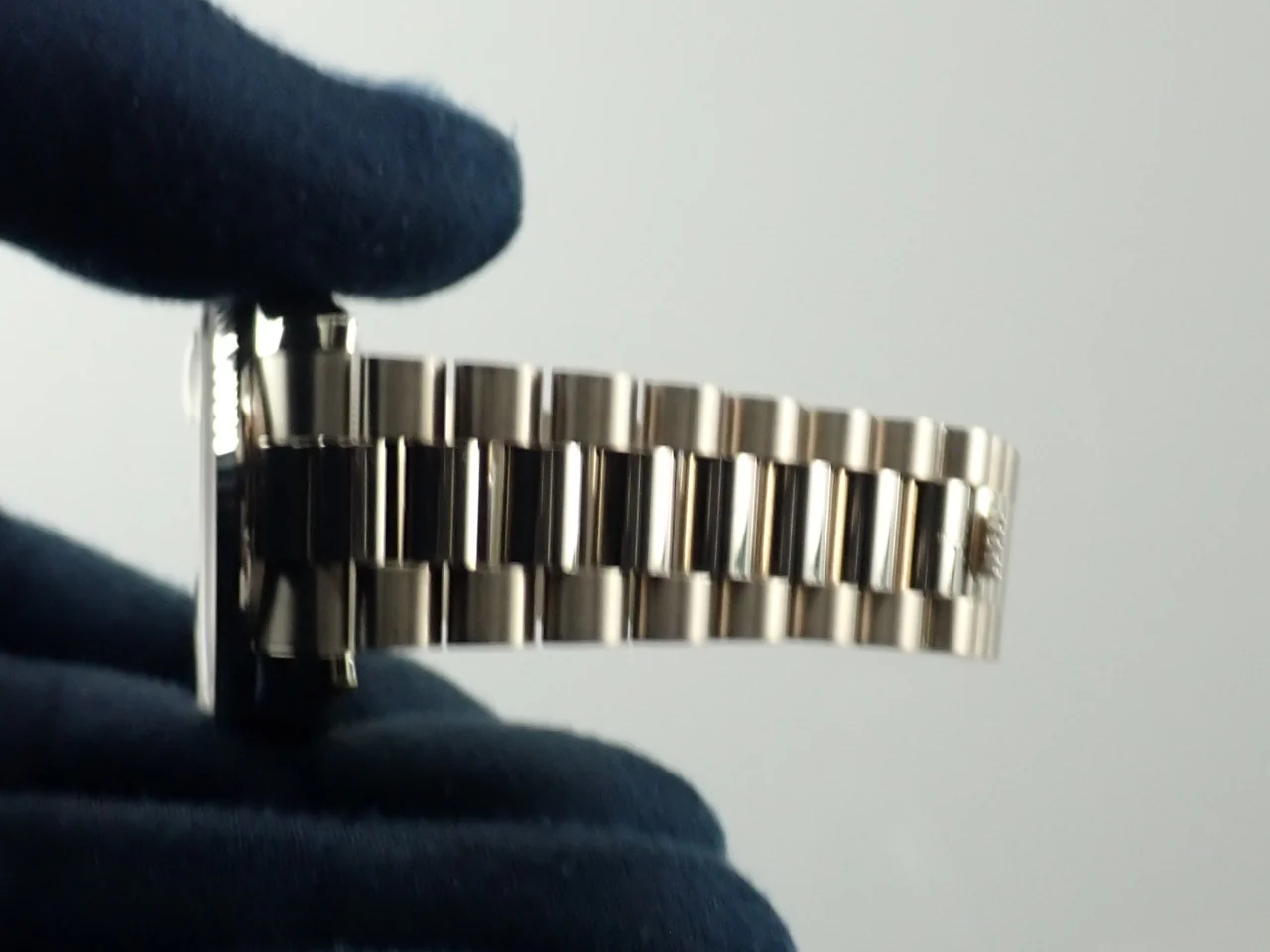 ロレックス デイデイト36 Ref.118239 ホワイトゴールド チェリー文字盤 - Image 9