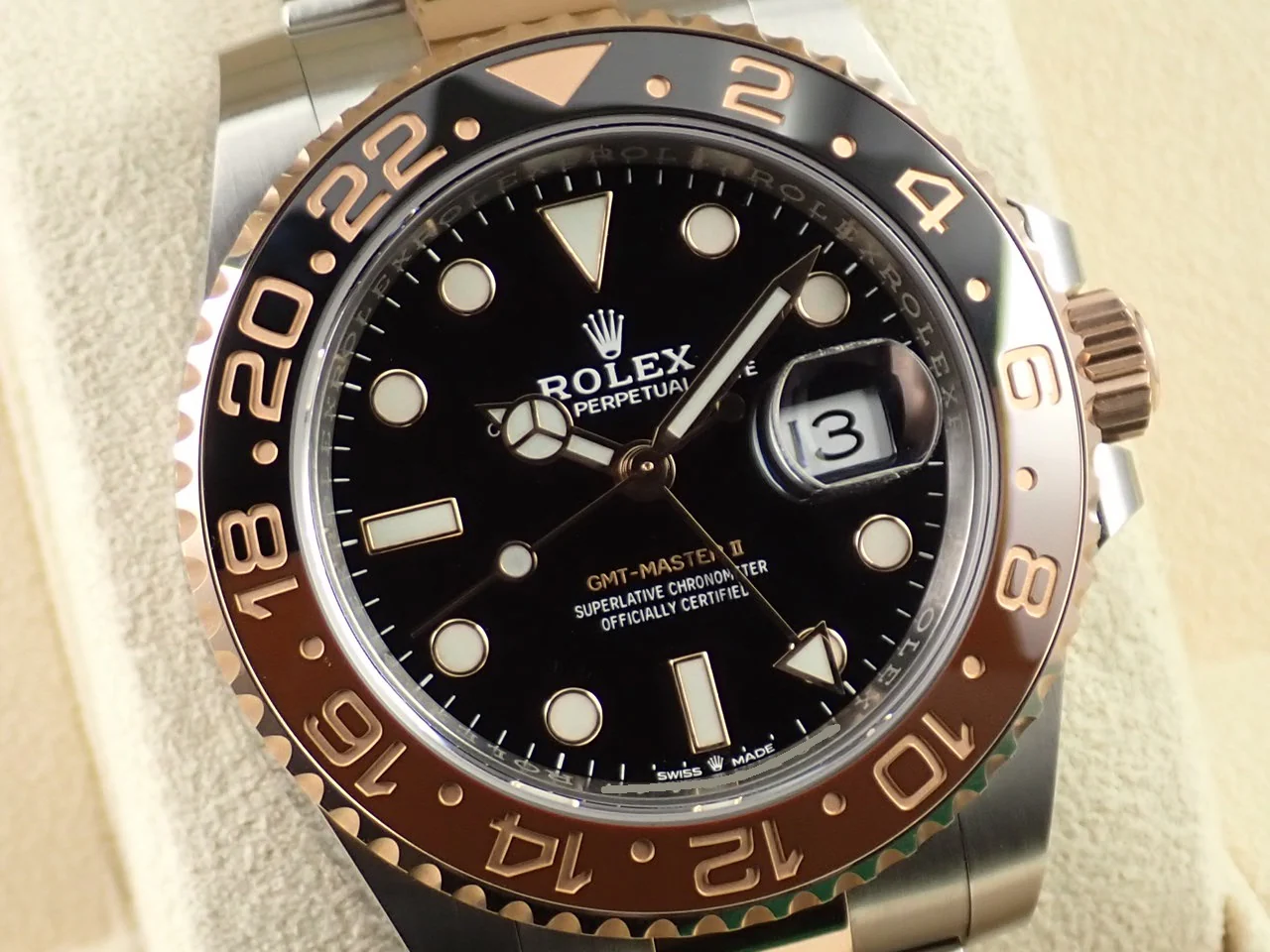 ロレックス GMTマスターII Ref.126711CHNR ステンレススチール/エバーローズゴールド ブラック文字盤 オイスターブレスレット オイスターブレスレット - Image 3