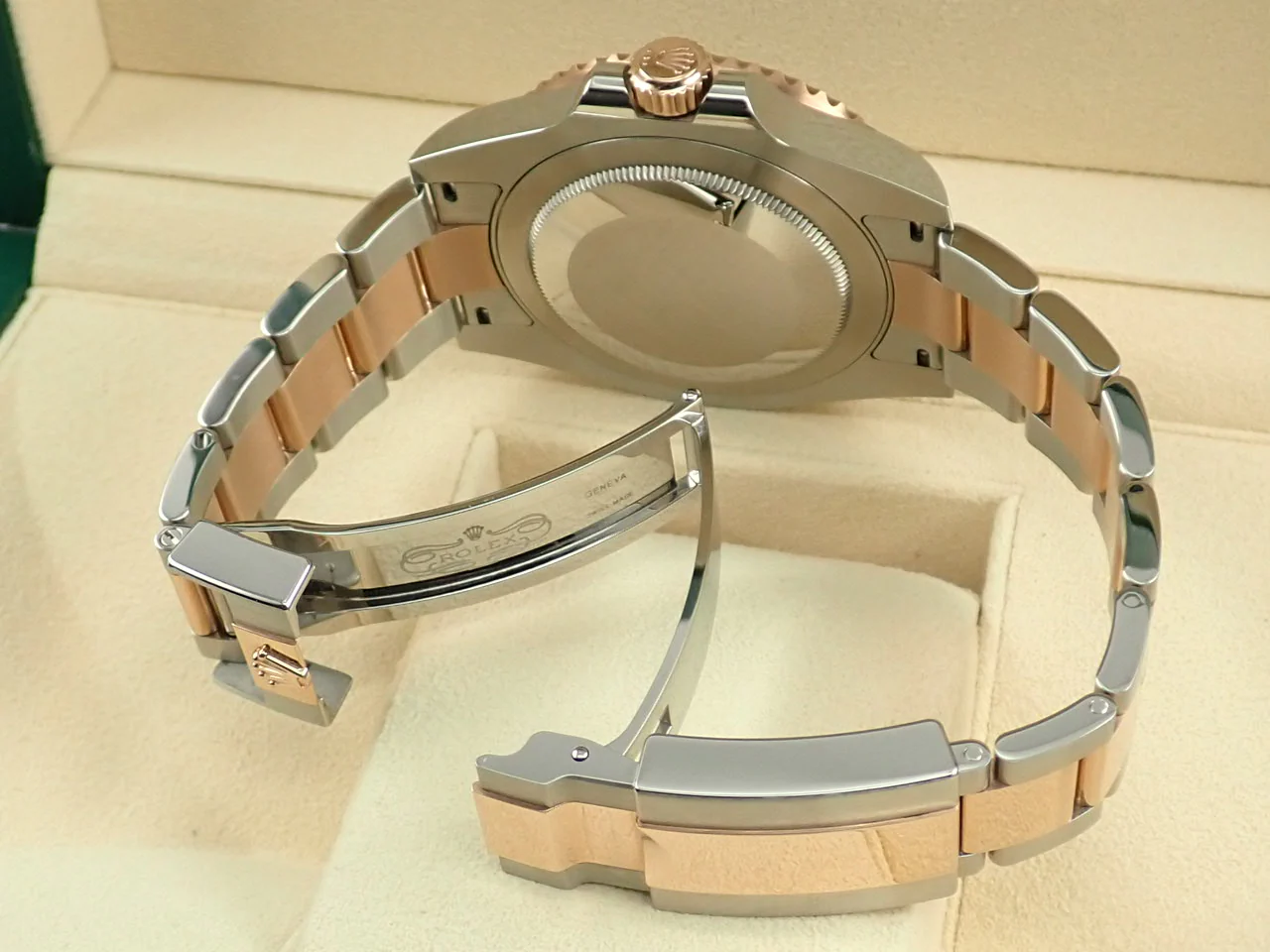 ロレックス GMTマスターII Ref.126711CHNR ステンレススチール/エバーローズゴールド ブラック文字盤 オイスターブレスレット オイスターブレスレット - Image 8