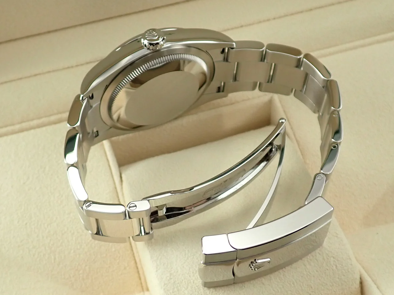 ロレックス デイトジャスト36 Ref.126200 ステンレススチール ブルー フルーテッドモチーフ文字盤 オイスターブレスレット 未使用 6108LSX4 - Image 8