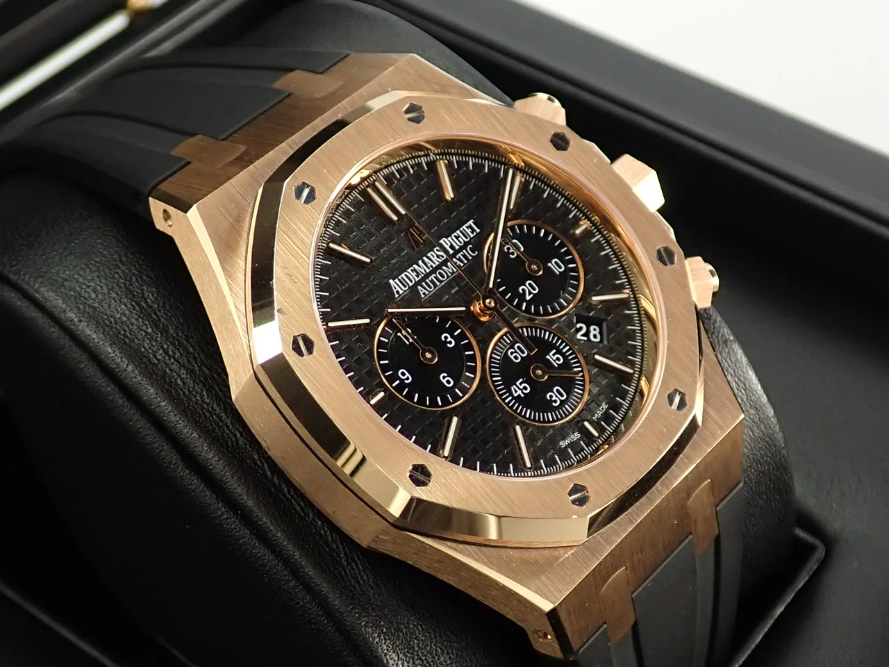 オーデマピゲ ロイヤルオーク クロノグラフ Ref.26320OR.OO.D002CR.01 ピンクゴールド ブラック文字盤 - Image 4