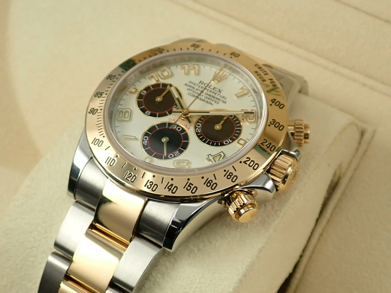 ロレックス デイトナ Ref.116523 ステンレススチール/イエローゴールド シルバーxブラック文字盤 - Image 6