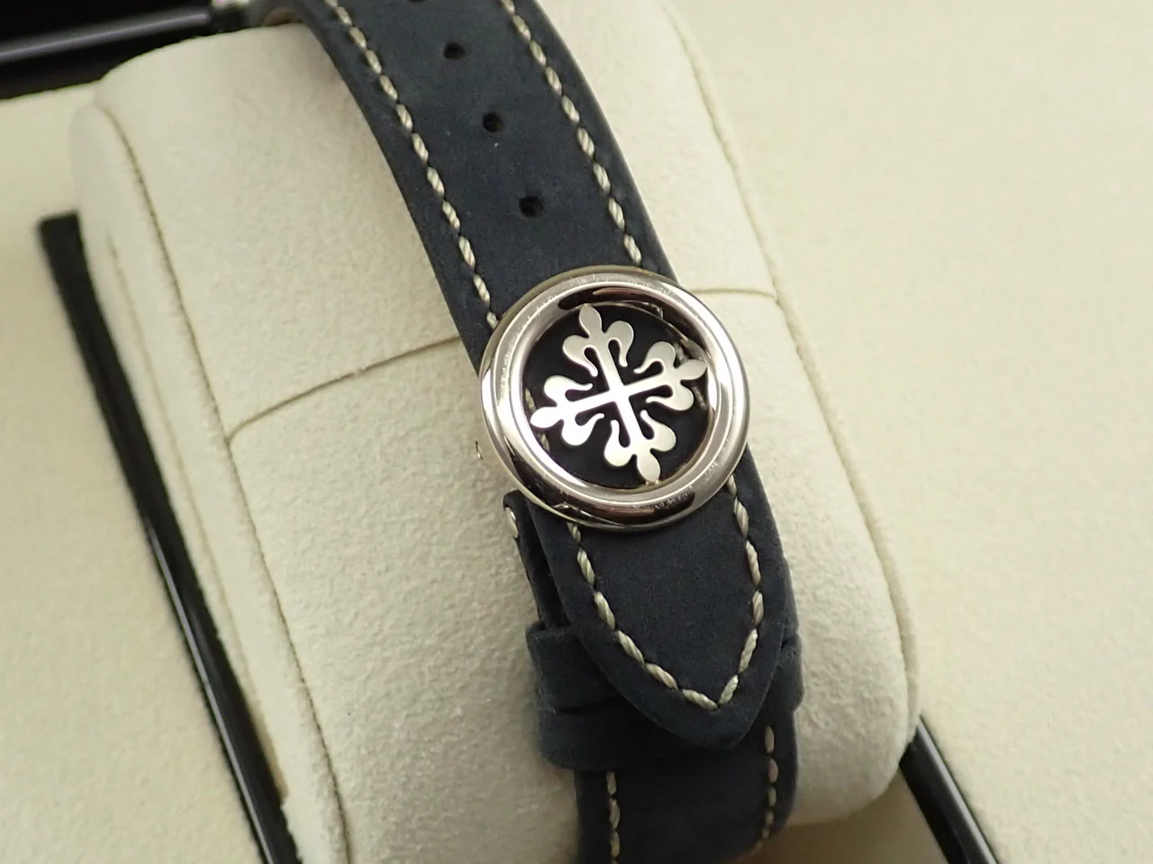 パテックフィリップ コンプリケーション クロノグラフ Ref.5172G-001 ホワイトゴールド ブルー文字盤 - Image 7