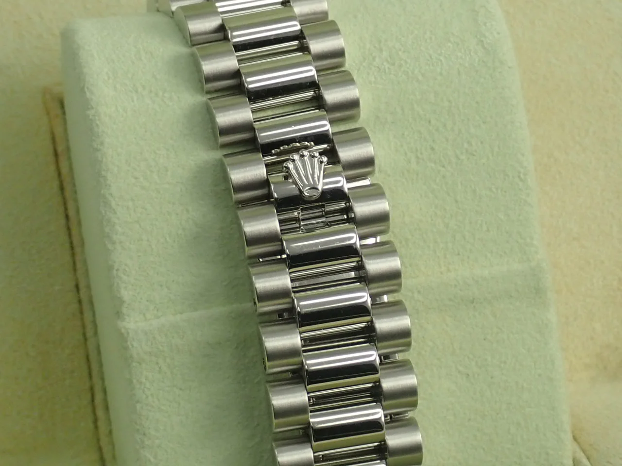 ロレックス デイデイト36 Ref.118206 プラチナ アイスブルー文字盤 - Image 6