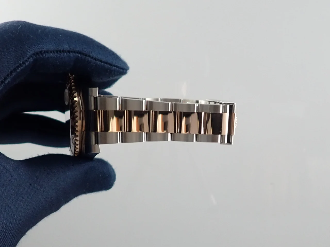 ロレックス GMTマスターII Ref.126711CHNR ステンレススチール/エバーローズゴールド ブラック文字盤 オイスターブレスレット オイスターブレスレット - Image 9