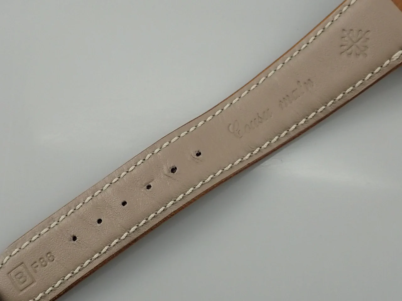 パテックフィリップ カラトラバ ウィークリーカレンダー Ref.5212A-001 ステンレススチール シルバー文字盤 - Image 10