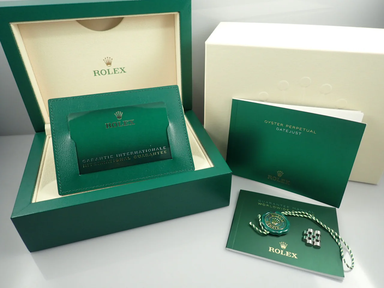 ロレックス デイトジャスト41 Ref.126334G ステンレススチール/ホワイトゴールド ブライトブルー文字盤 ジュビリーブレスレット 中古 6ZAMAS0W - Image 10