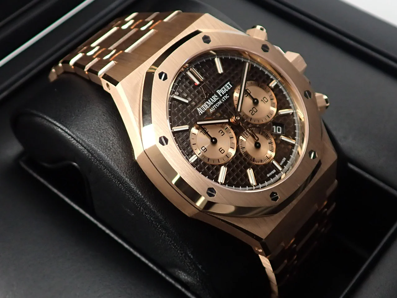 オーデマピゲ ロイヤルオーク クロノグラフ Ref.26331OR.OO.D821CR.01 ピンクゴールド ブラウン文字盤 - Image 4