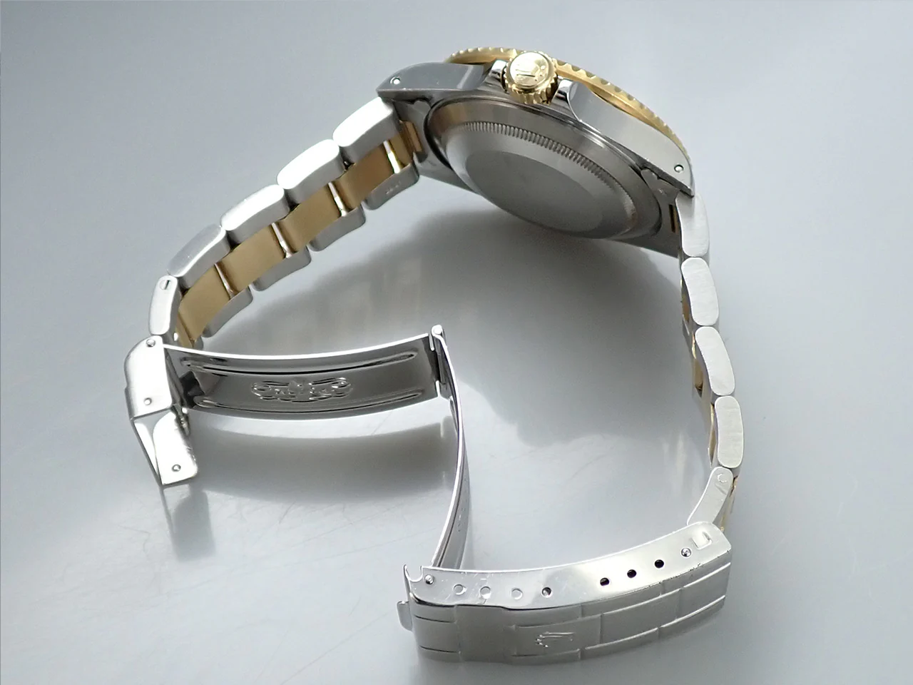 ロレックス サブマリーナー デイト Ref.16803 ステンレススチール/イエローゴールド ブラック文字盤 - Image 8