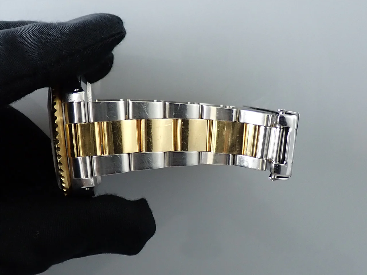 ロレックス サブマリーナー デイト Ref.16803 ステンレススチール/イエローゴールド ブラック文字盤 - Image 9