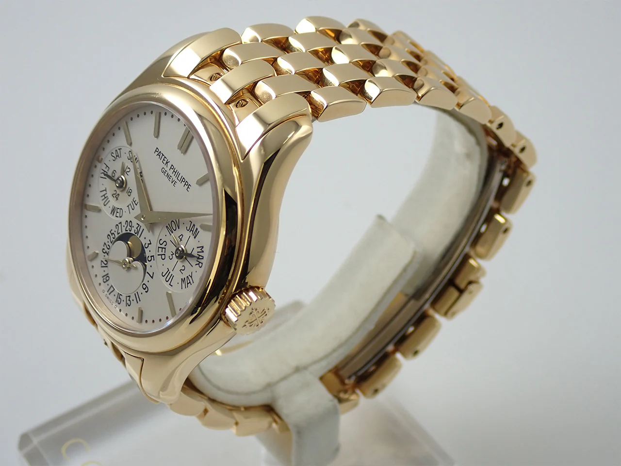 パテックフィリップ パーペチュアルカレンダー Ref.5136/1J-001 イエローゴールド シルバー文字盤 - Image 4