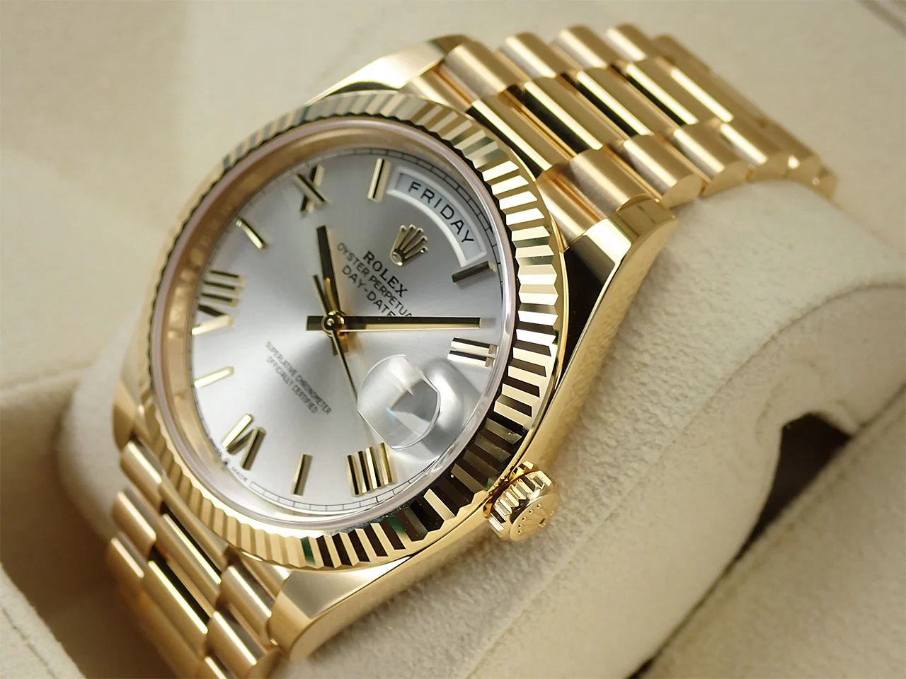 ロレックス デイデイト40 Ref.228238 イエローゴールド シルバー文字盤 - Image 4