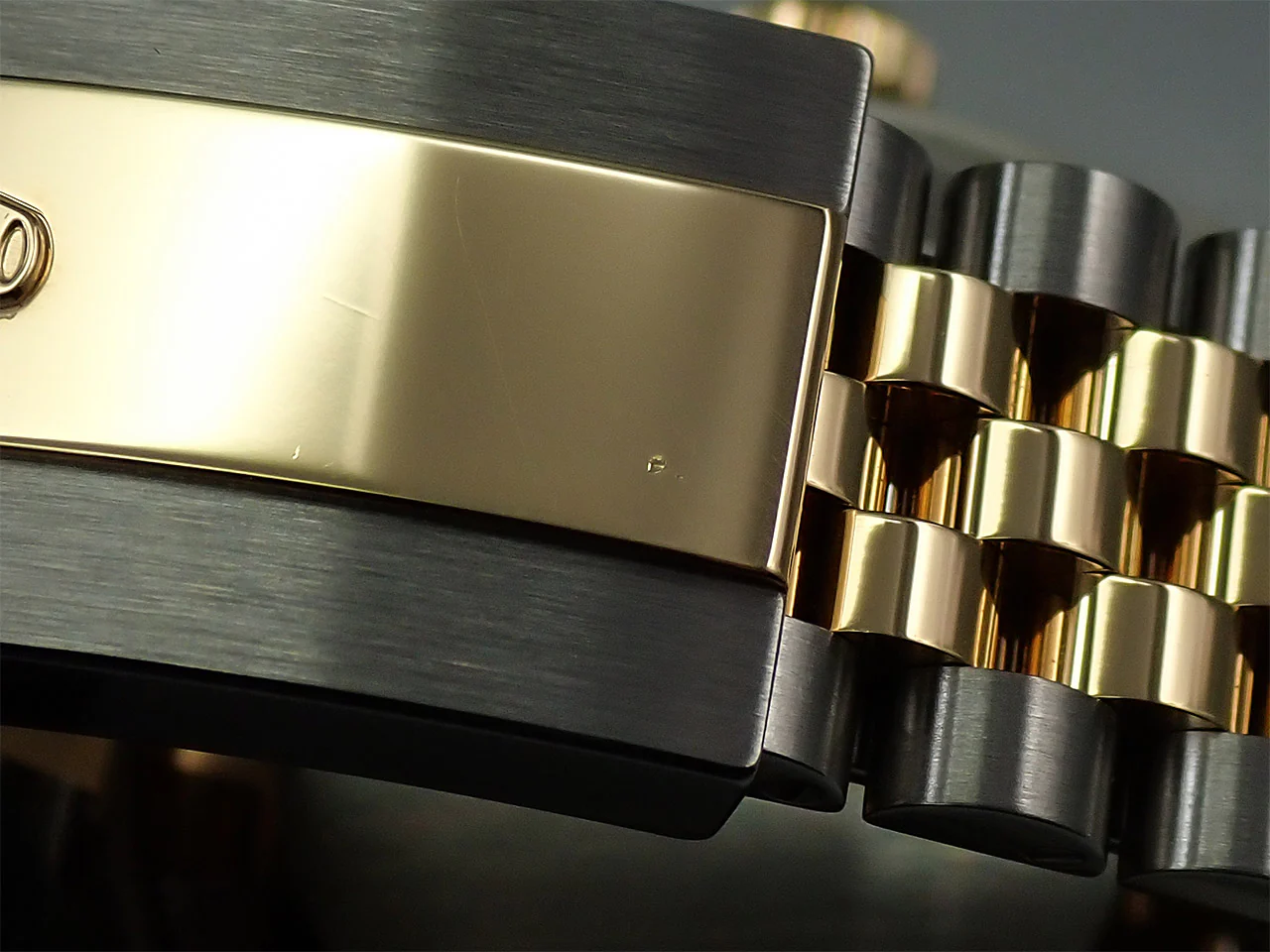 ロレックス デイトジャスト41 Ref.126333 ステンレススチール/イエローゴールド スレートローマン文字盤 ジュビリーブレスレット 中古 7LA29LWA - Image 10