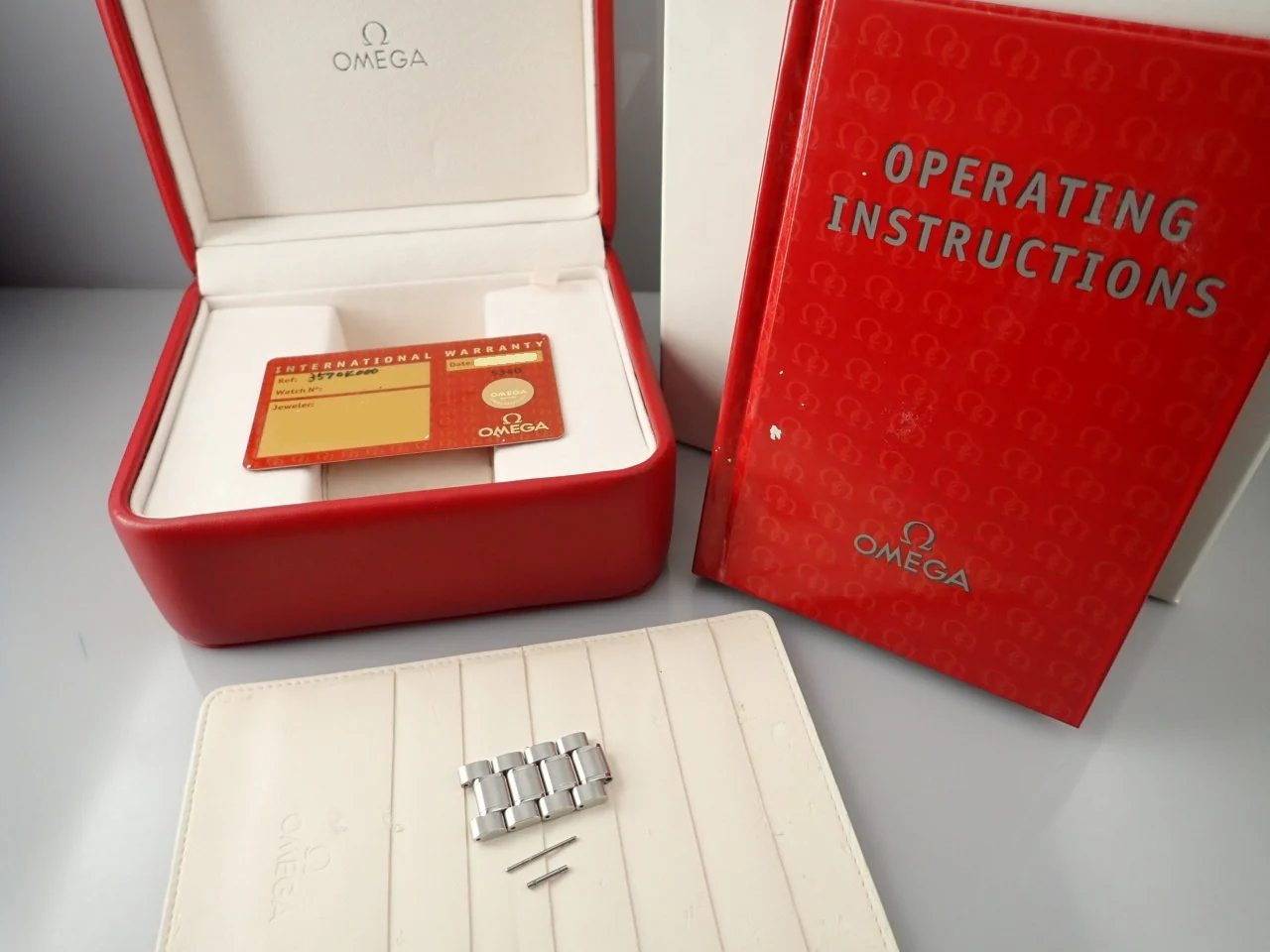 オメガ スピードマスター プロフェッショナル レーシング Ref.3570.4 グレー文字盤 中古 7V3A0L2A - Image 10