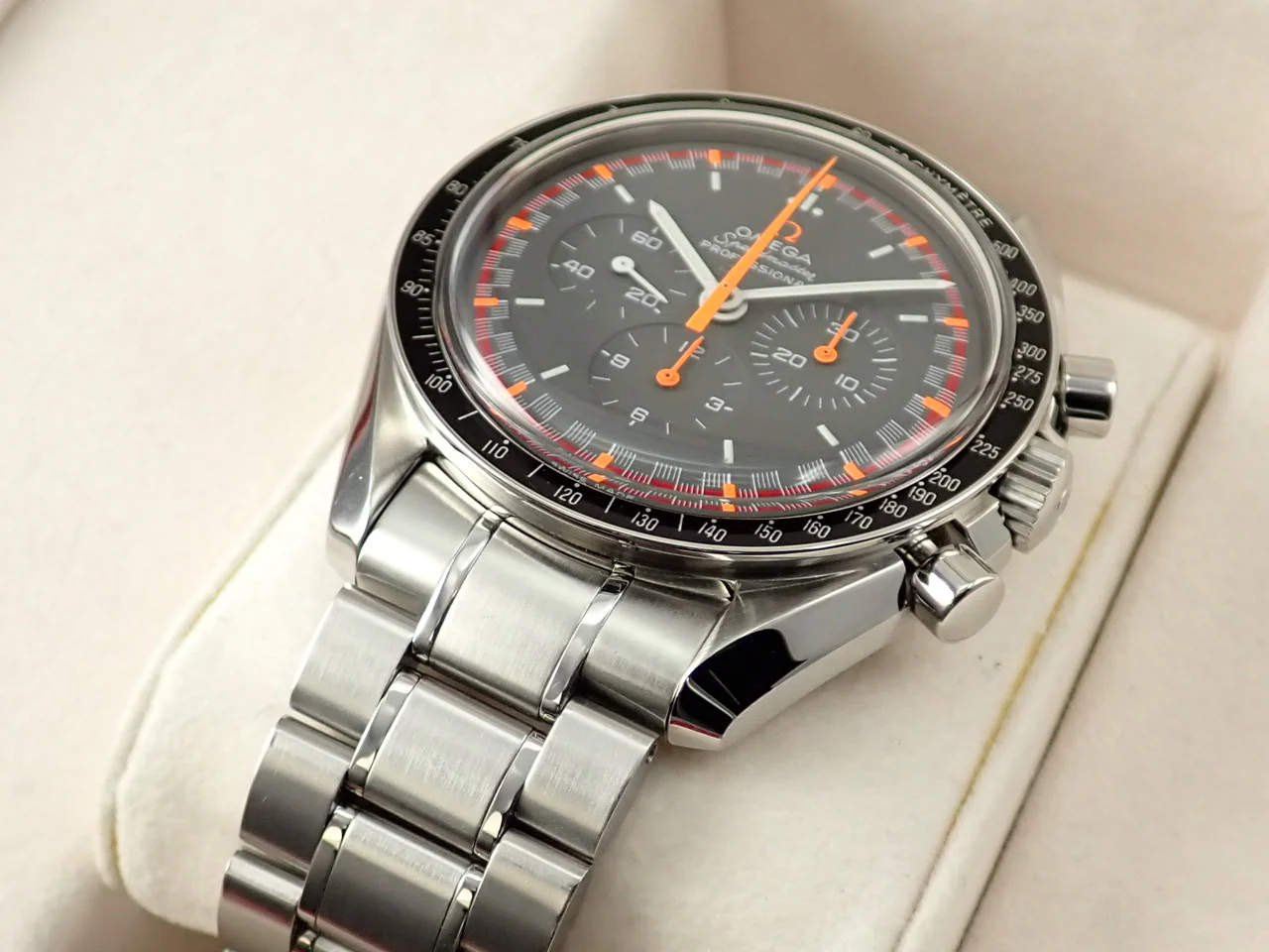 オメガ スピードマスター プロフェッショナル レーシング Ref.3570.4 グレー文字盤 中古 7V3A0L2A - Image 6