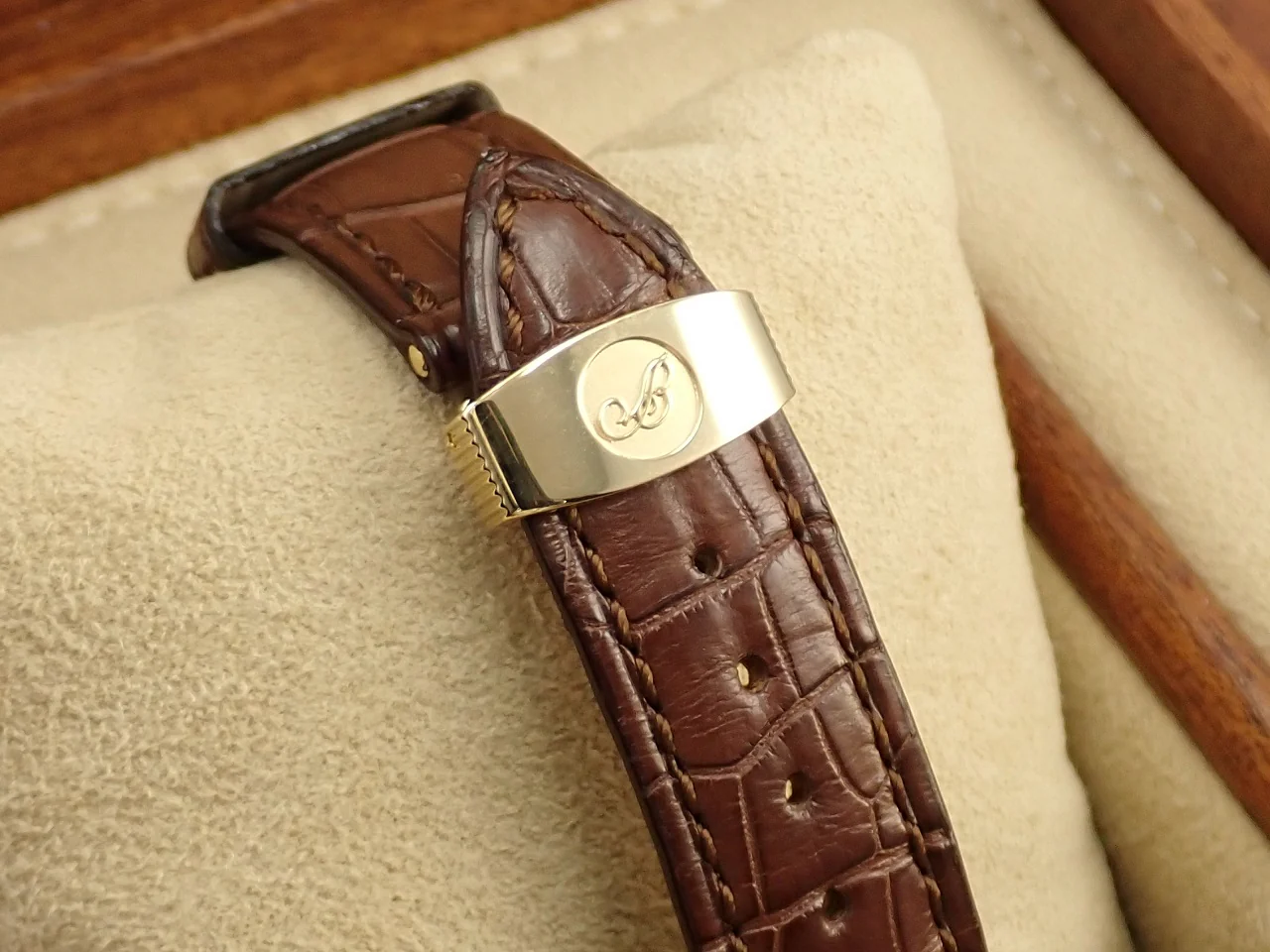 ブレゲ クラシック Ref.5207BA/12/9V6 シルバー文字盤 中古 7ZW4ZFUS - Image 7