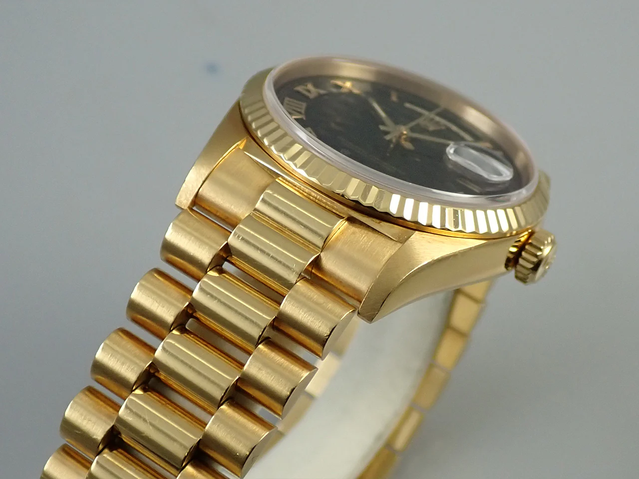 ロレックス デイデイト36 Ref.18238 イエローゴールド ブラック文字盤 - Image 6