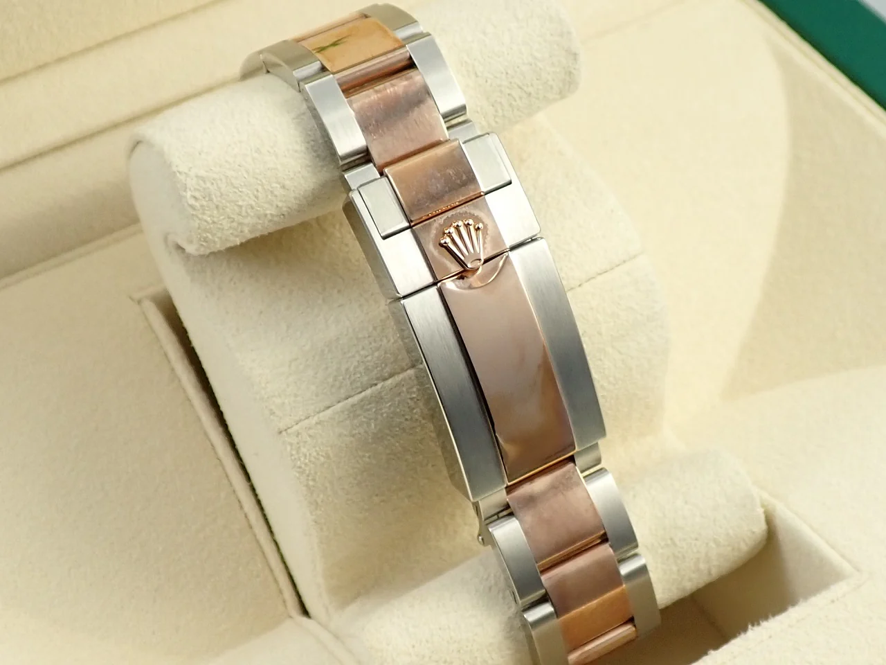 ロレックス GMTマスターII Ref.126711CHNR ステンレススチール/エバーローズゴールド ブラック文字盤 オイスターブレスレット - Image 7